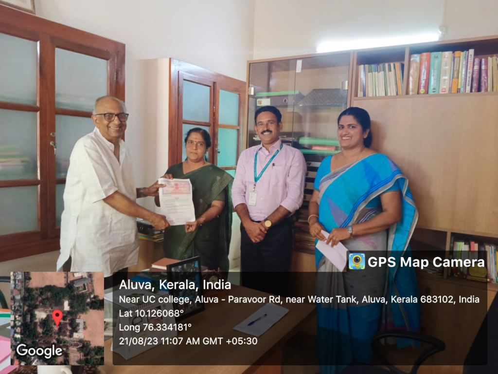 MOU between UC College and LBS Centre